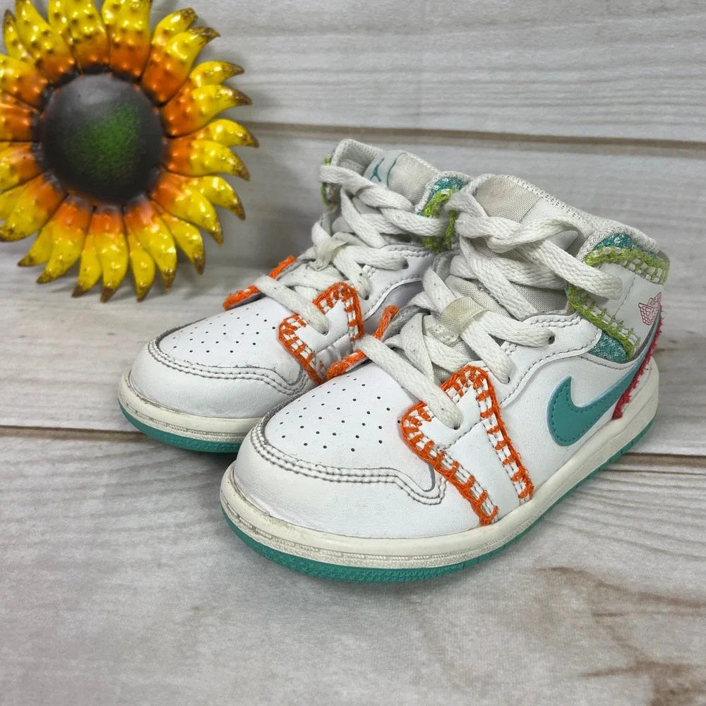 Nike‎ Girls Jordan 1 Mid SE White Teal Orange Stitch Toddler Shoes 9C